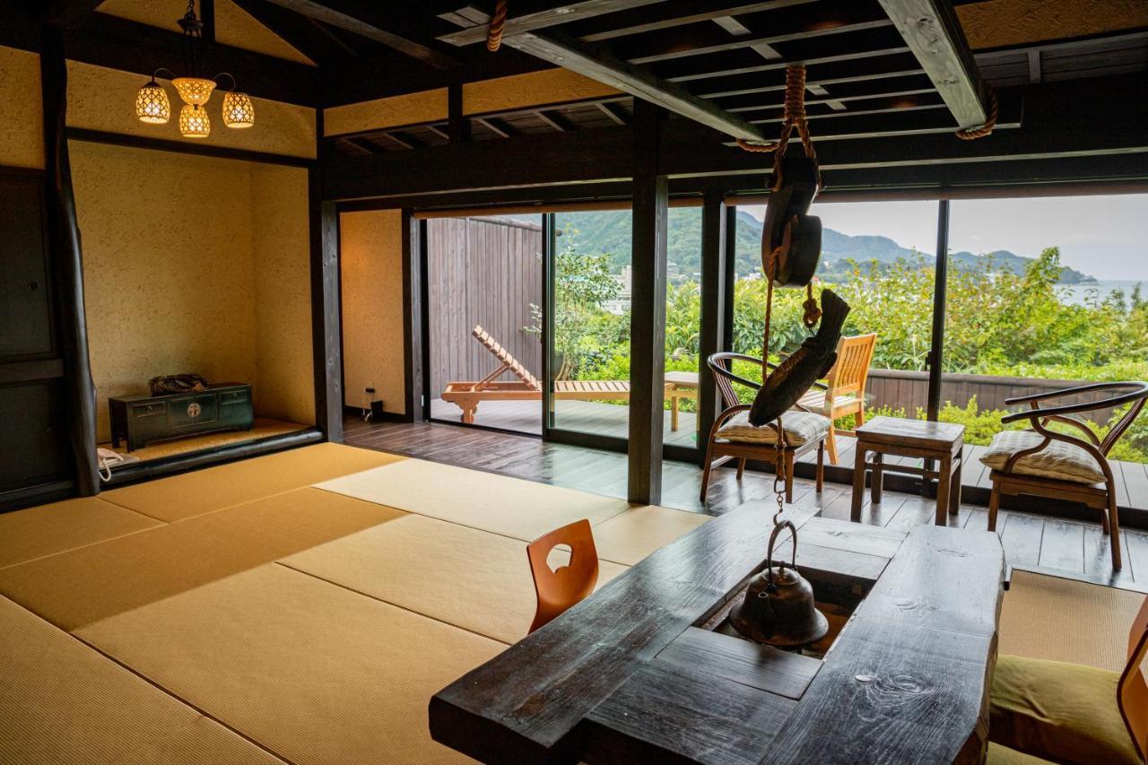 森の入り江の離れ宿 無雙庵枇杷 Izu  Exteriör bild